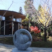 川島猛先生の石彫