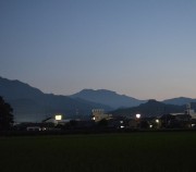 昨日の夕闇の石鎚山